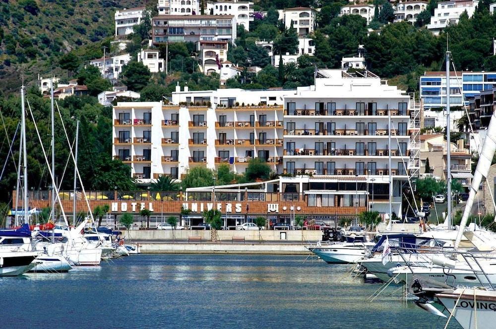 Hotel Univers Roses Bagian luar foto
