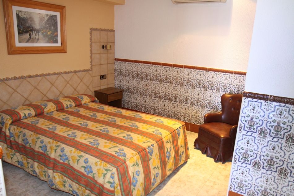 Hotel Univers Roses Bagian luar foto