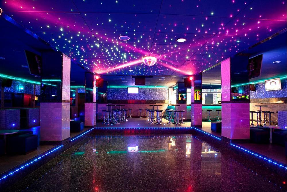 Hotel Univers Roses Bagian luar foto