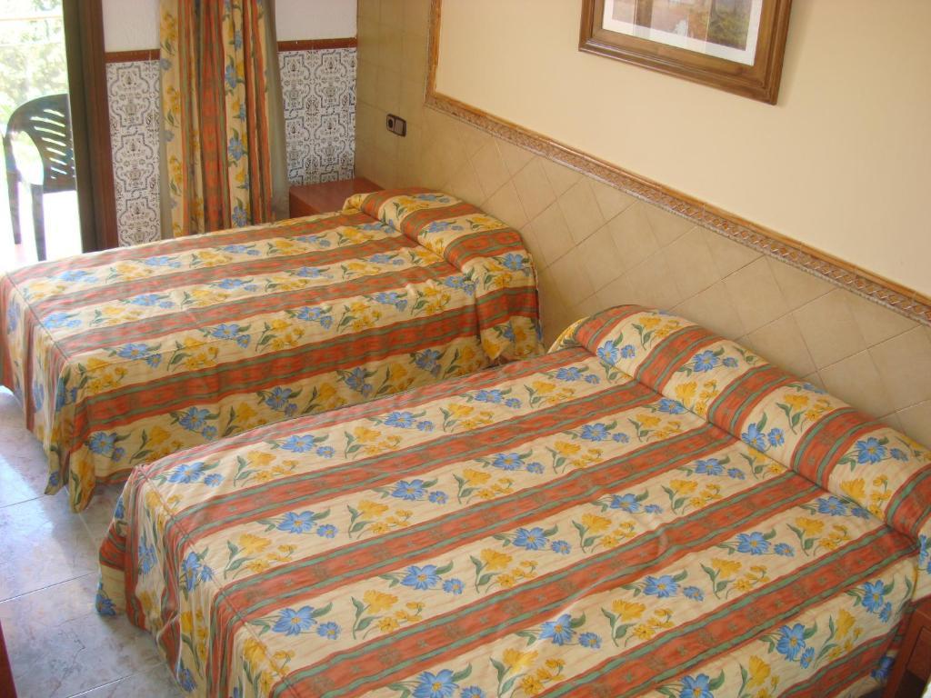 Hotel Univers Roses Ruang foto