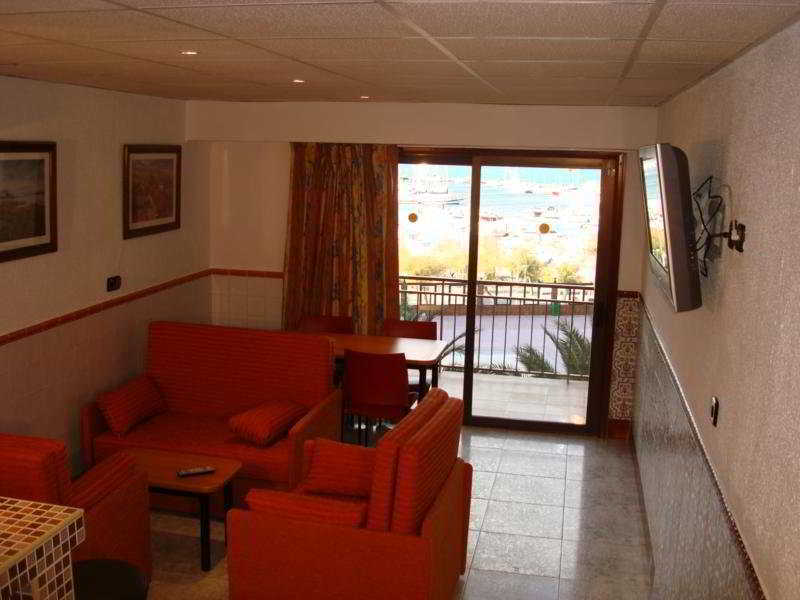 Hotel Univers Roses Bagian luar foto